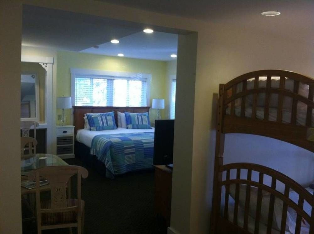 Inn Glen Cove & 2*