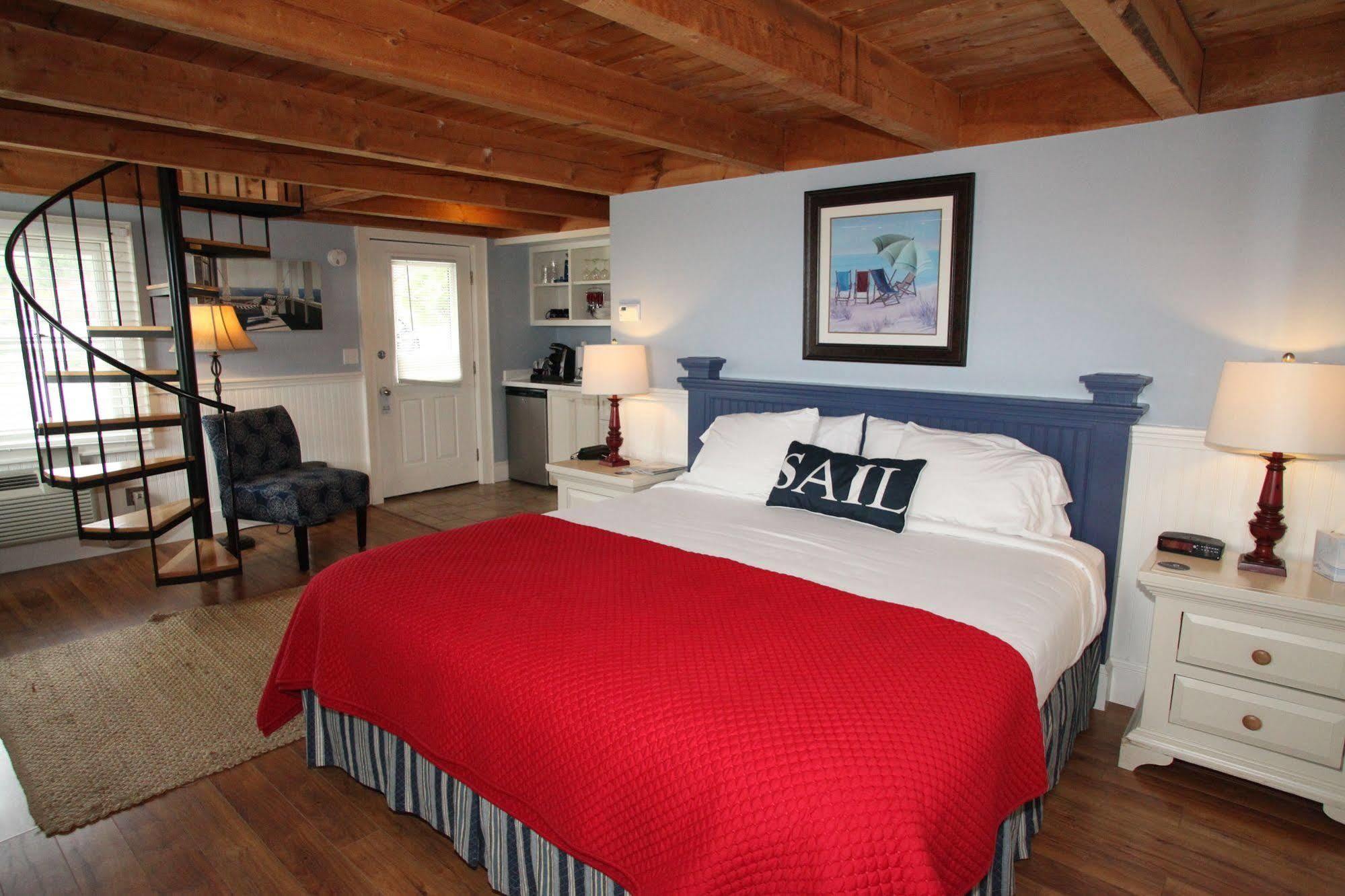 Inn Glen Cove & 2*